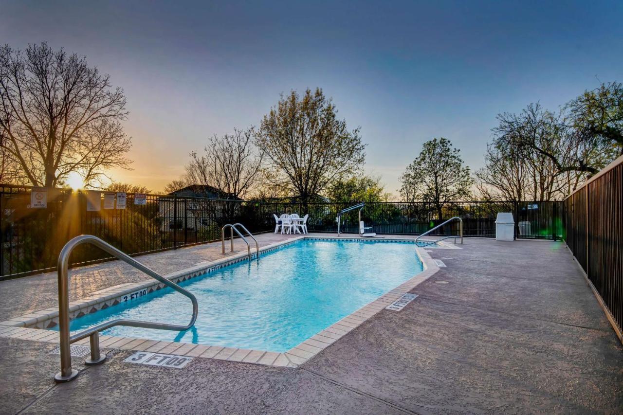 Motel 6-San Antonio, Tx - Sea World North المظهر الخارجي الصورة