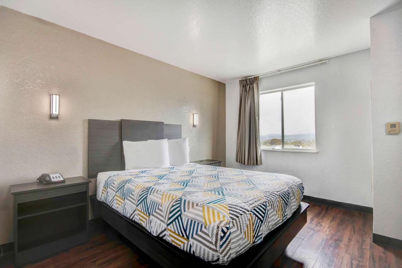 Motel 6-San Antonio, Tx - Sea World North المظهر الخارجي الصورة