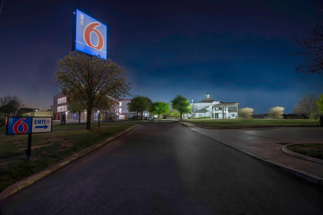 Motel 6-San Antonio, Tx - Sea World North المظهر الخارجي الصورة