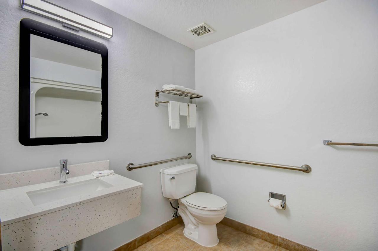 Motel 6-San Antonio, Tx - Sea World North المظهر الخارجي الصورة