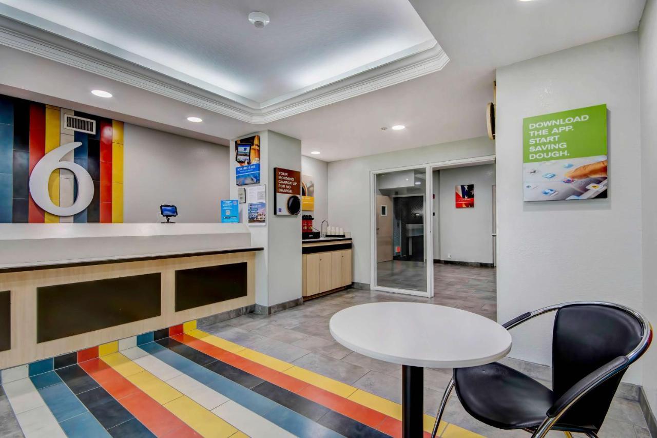 Motel 6-San Antonio, Tx - Sea World North المظهر الخارجي الصورة
